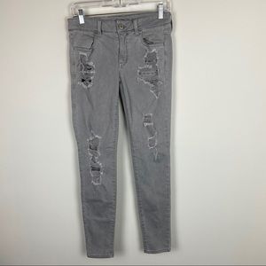 AE Super Stretch Gray Distressed Jegging